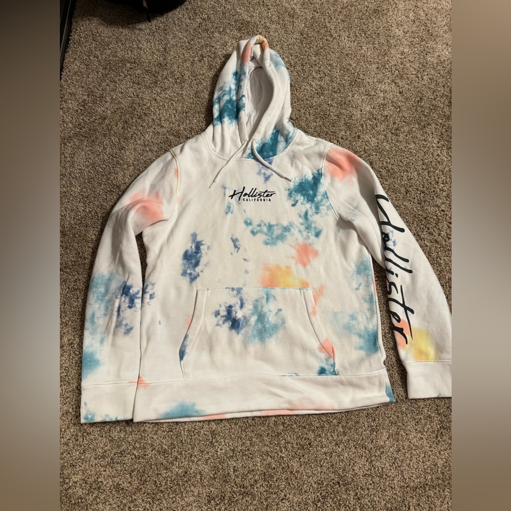 Women’s size large hollister hoodie